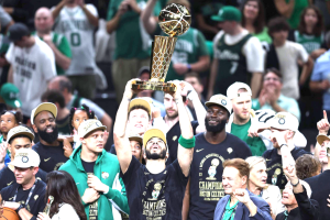 Read more about the article Boston Celtics vendido por US$ 6,1 bilhões: Maior transação da história do esporte nos EUA