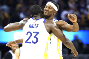 Read more about the article Steve Kerr Compara Defesa de Jimmy Butler e Draymond Green com Michael Jordan e Pippen