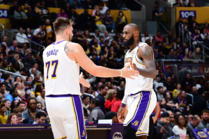 Leia mais sobre o artigo LeBron James Comenta Troca de Luka Dončić: ‘Foi um Choque’