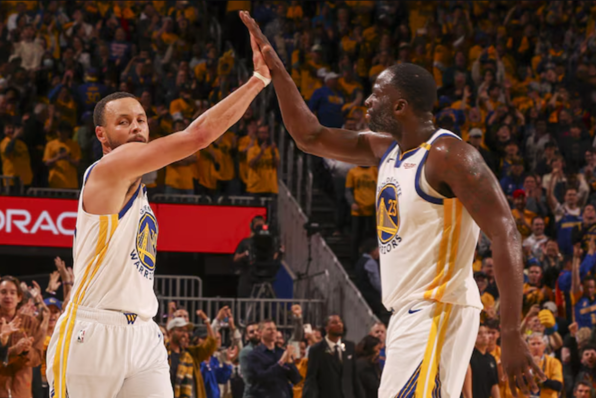 You are currently viewing Warriors são favoritos contra os Rockets nos playoffs da NBA 2025, segundo as casas de aposta
