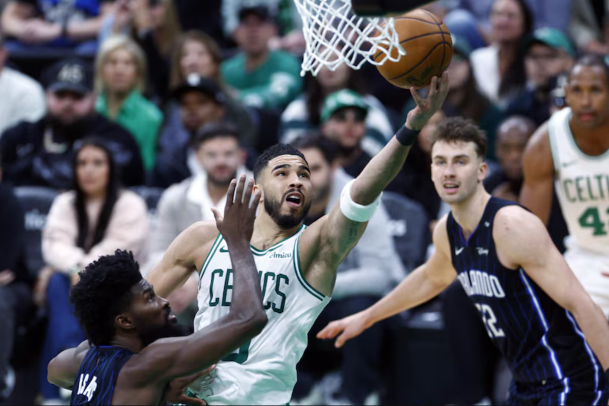 You are currently viewing Lesão deixa Jayson Tatum como dúvida para Jogo 3 contra o Magic