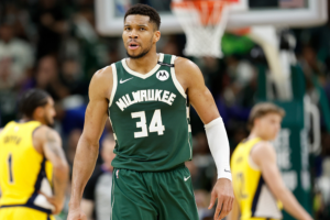 Leia mais sobre o artigo Giannis Antetokounmpo vai sair do Bucks? Situação é mais complexa do que parece