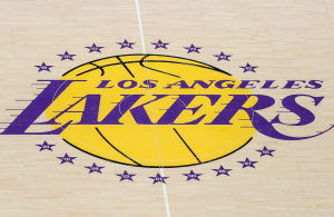 Leia mais sobre o artigo Lakers são vendidos por US$ 10 bilhões para dono dos Dodgers