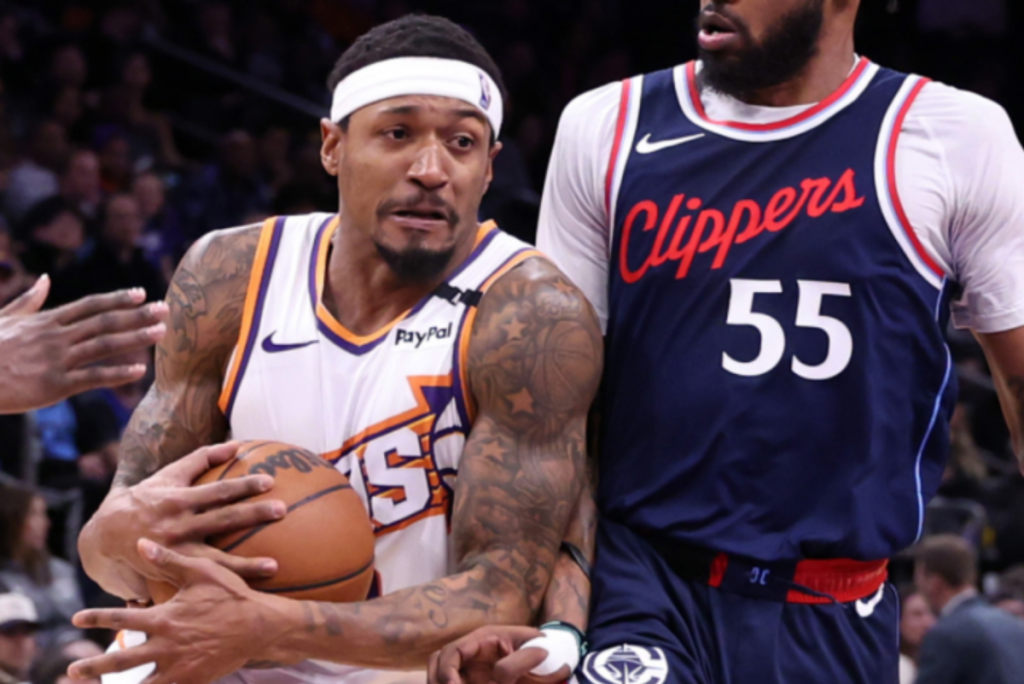 Leia mais sobre o artigo Bradley Beal acerta com o Los Angeles Clippers e reencontra o caminho ideal na NBA
